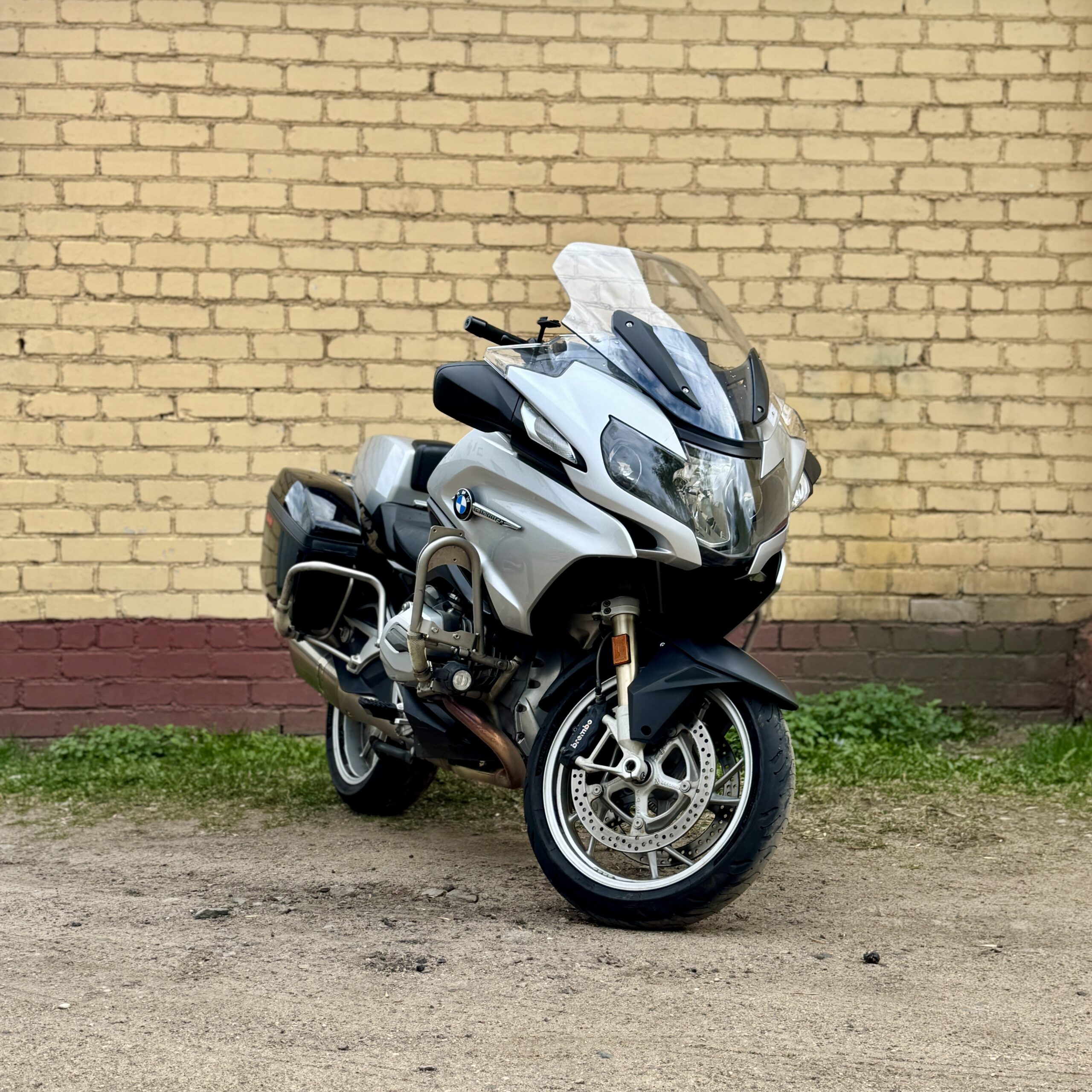 Аренда мотоцикла BMW R1200 RT в Минске, цена - Мотопрокат bikeberi